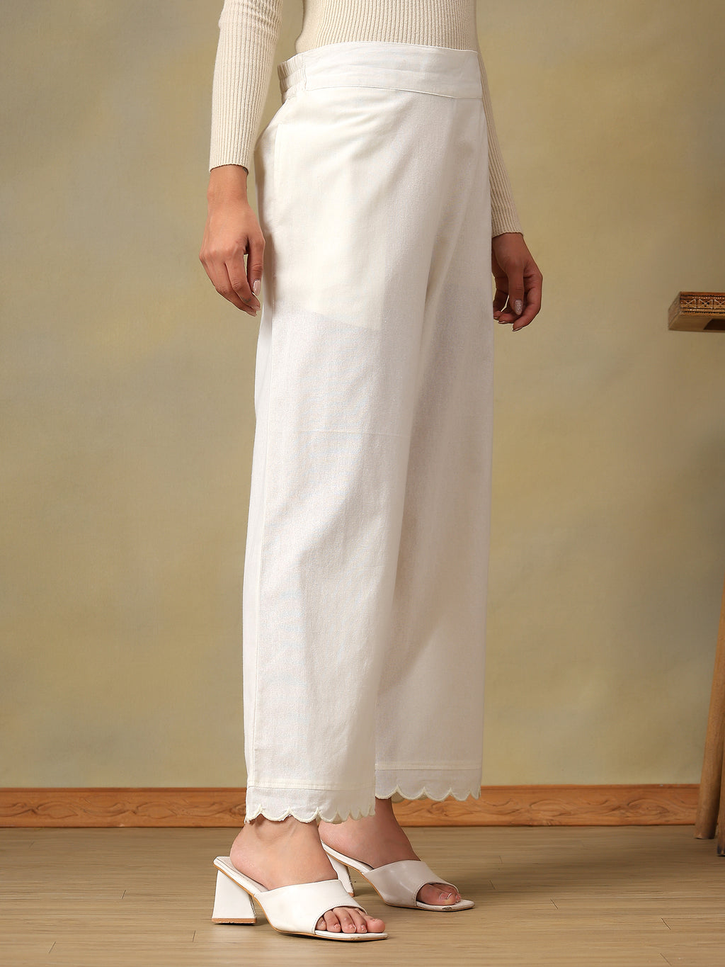 Off White Scalloped-Hem Trousers