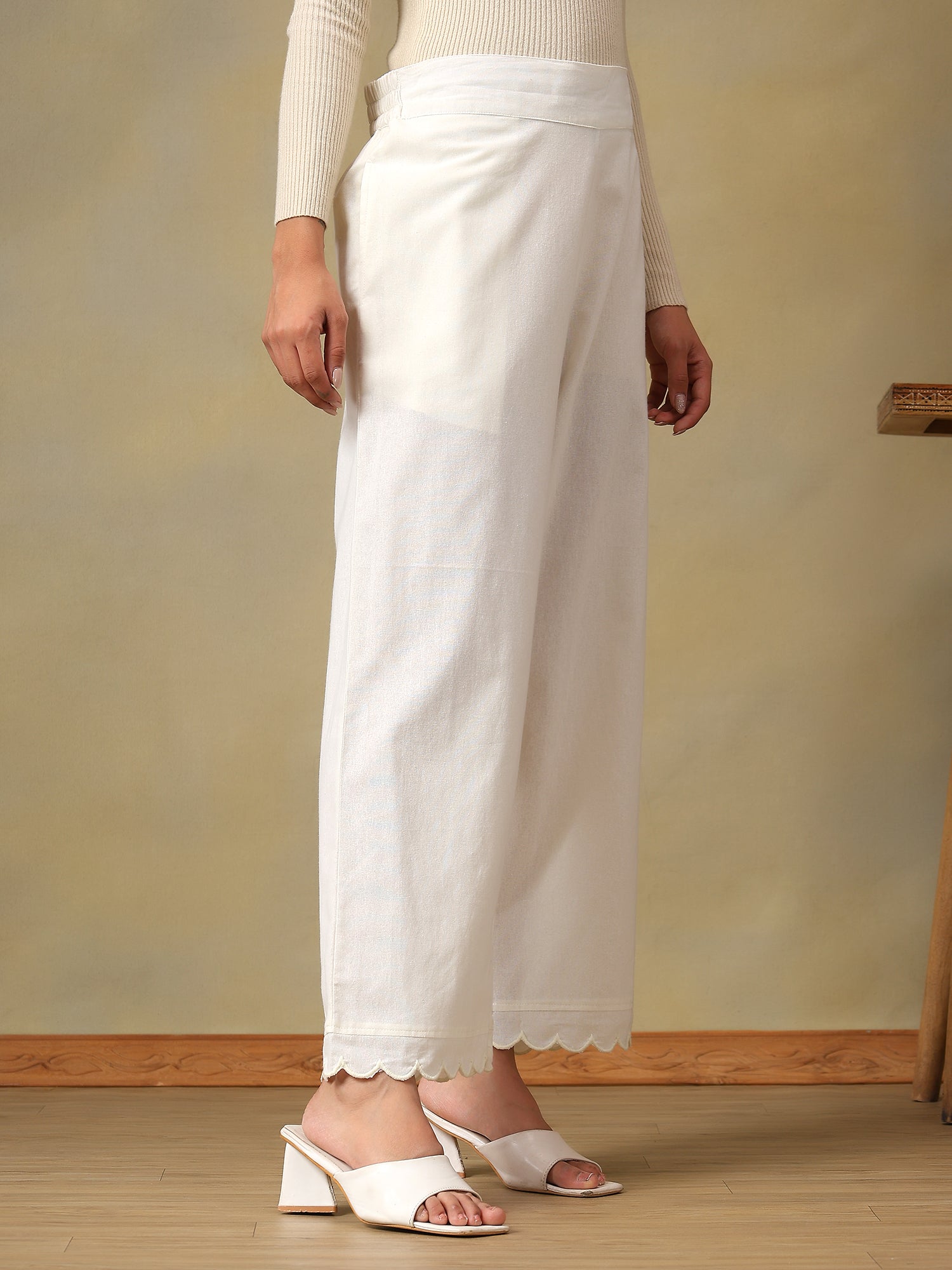 Off White Scalloped-Hem Trousers
