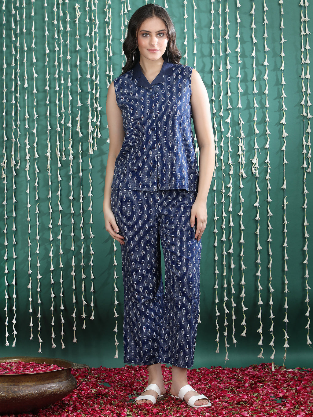 Blue Printed Sleeveless Shirt Collar Co-ord Set